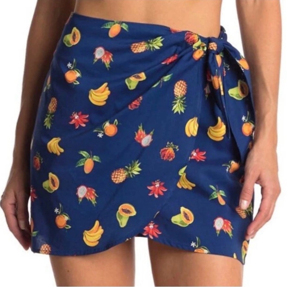 Weworewhat Chloe Mini Skirt Medium